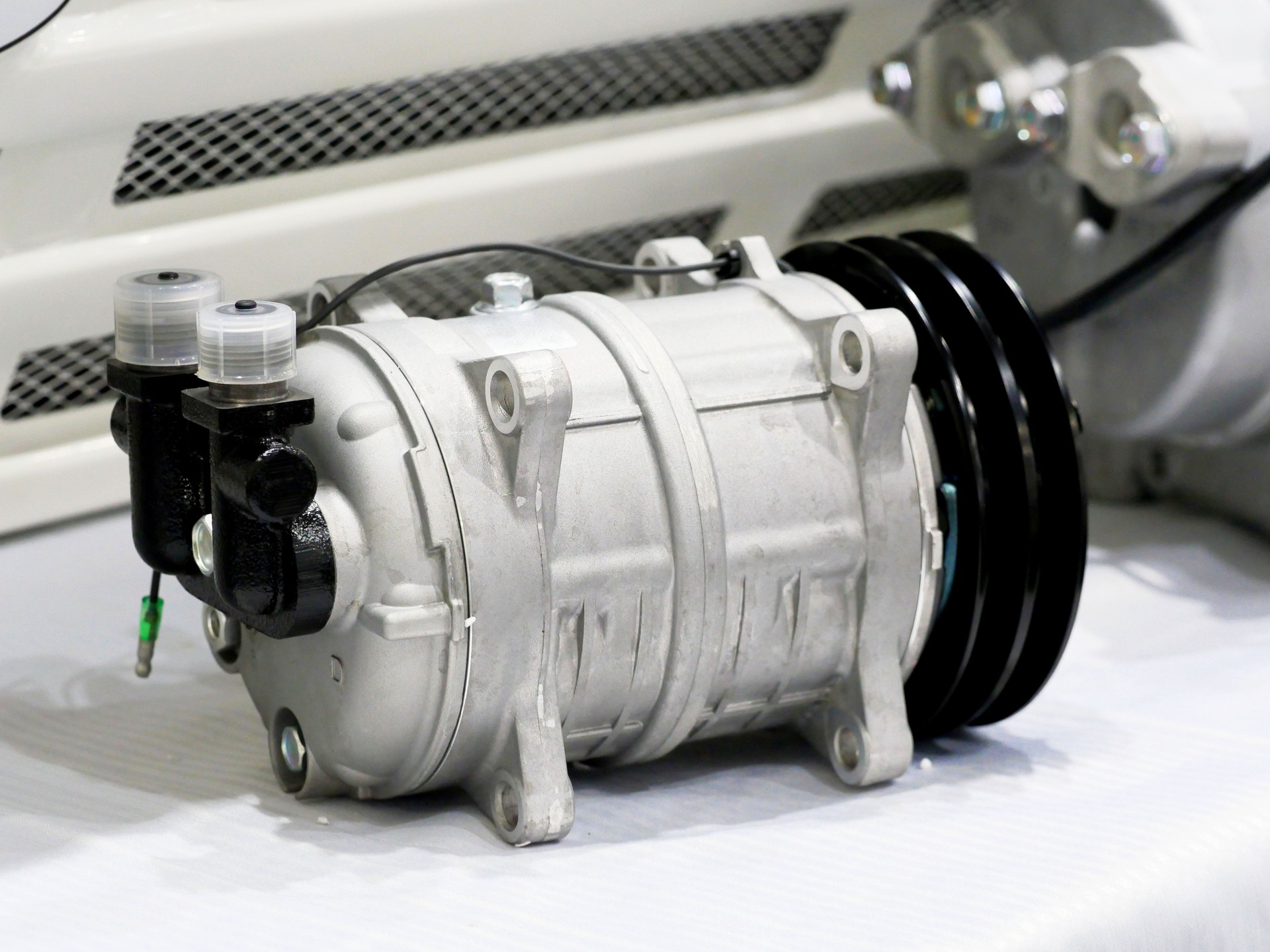 Compresor de aire acondicionado automotriz